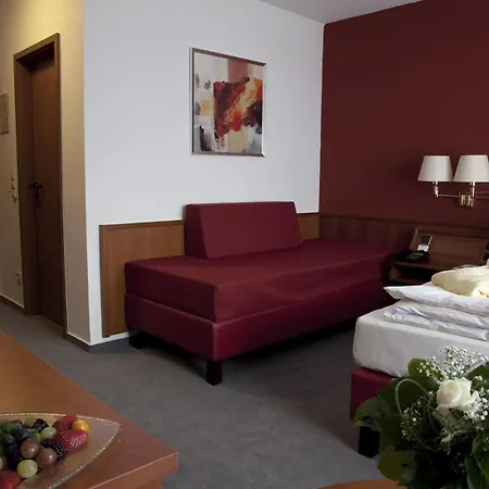 Hotel Parkhotel Frankfurt-roedermark 4*