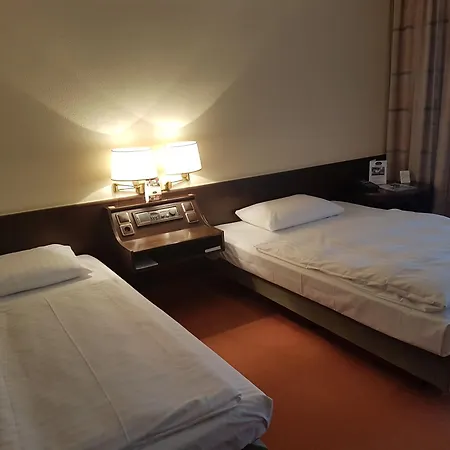 Parkhotel Frankfurt-roedermark Otel