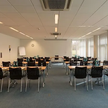 Parkhotel Frankfurt-roedermark Otel 4*